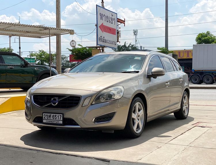 Volvo V60 2012 1.6 Drive Sedan เบนซิน ไม่ติดแก๊ส เกียร์อัตโนมัติ น้ำตาล รูปที่ 3