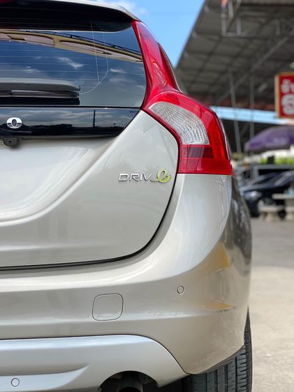 Volvo V60 2012 1.6 Drive Sedan เบนซิน ไม่ติดแก๊ส เกียร์อัตโนมัติ น้ำตาล รูปที่ 4