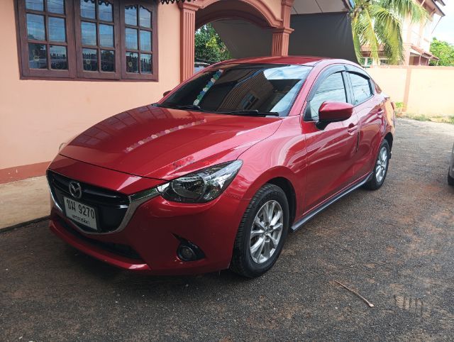 Mazda Mazda 2 2016 1.3 High Connect Sedan เบนซิน เกียร์อัตโนมัติ แดง