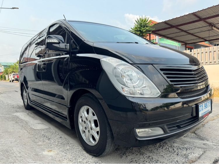 Hyundai H-1  2011 2.5 Deluxe Utility-car ดีเซล ไม่ติดแก๊ส เกียร์อัตโนมัติ ดำ