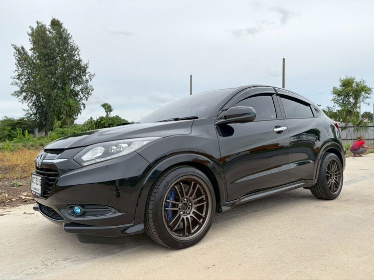 Honda HR-V 2015 1.8 E Limited Sedan เบนซิน ไม่ติดแก๊ส เกียร์อัตโนมัติ ดำ รูปที่ 3