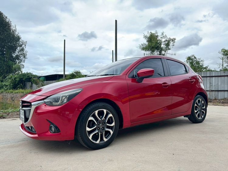 Mazda Mazda 2 2016 1.5 XD Sports High Connect Sedan ดีเซล ไม่ติดแก๊ส เกียร์อัตโนมัติ แดง รูปที่ 3