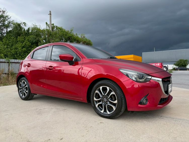 Mazda Mazda 2 2016 1.5 XD Sports High Connect Sedan ดีเซล ไม่ติดแก๊ส เกียร์อัตโนมัติ แดง