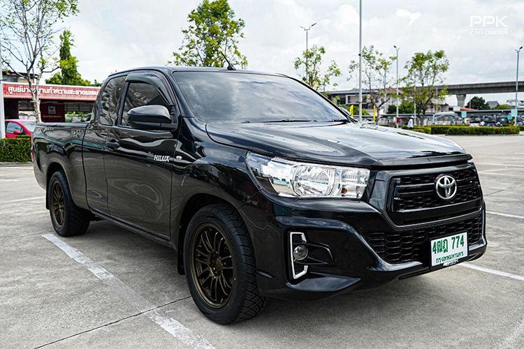 Toyota Hilux Revo 2019 2.4 Z Edition J Plus Pickup ดีเซล ไม่ติดแก๊ส เกียร์ธรรมดา ดำ รูปที่ 3