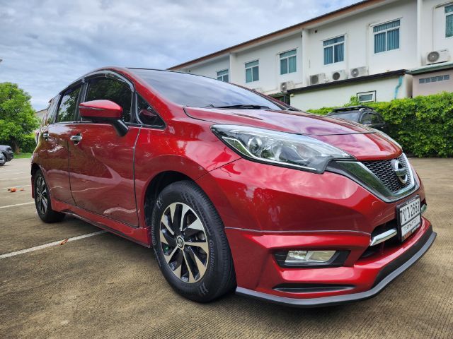 Nissan Note 2017 1.2 VL Utility-car เบนซิน ไม่ติดแก๊ส เกียร์อัตโนมัติ แดง รูปที่ 2