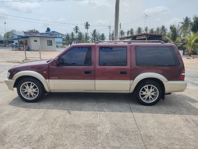 Isuzu Adventure 1999 รุ่นย่อยอื่นๆ Utility-car ดีเซล ไม่ติดแก๊ส เกียร์ธรรมดา แดง รูปที่ 4