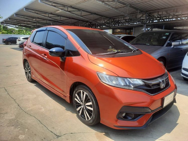 Honda Jazz 2017 1.5 E-V VTEC Sedan เบนซิน ไม่ติดแก๊ส เกียร์อัตโนมัติ ส้ม รูปที่ 2