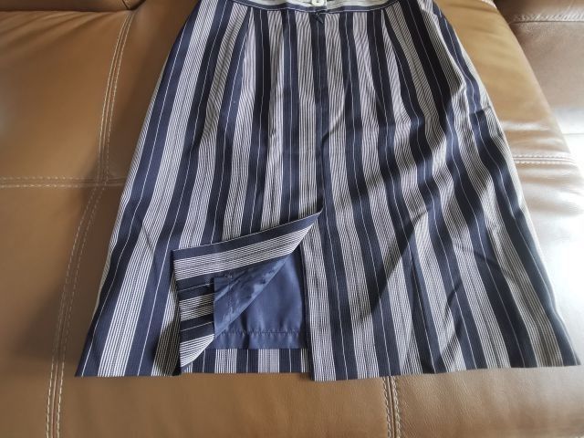 Laurel กระโปรงเกรดพรีเมี่ยม2ตัว500 ผ้า new wool size38 ชอบถามมา รูปที่ 2