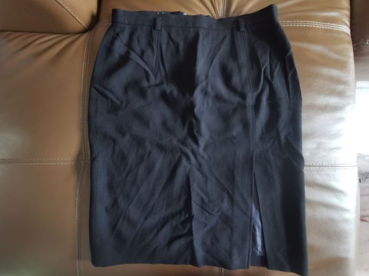 Laurel กระโปรงเกรดพรีเมี่ยม2ตัว500 ผ้า new wool size38 ชอบถามมา รูปที่ 7