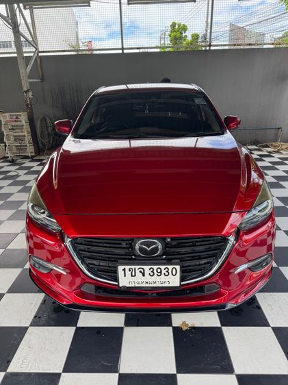 รถ Mazda Mazda3 2.0 SP Sports สี แดง
