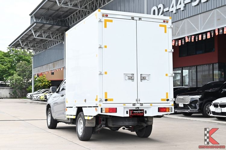 Isuzu D-MAX 2022 3.0 S Pickup ดีเซล ไม่ติดแก๊ส เกียร์ธรรมดา บรอนซ์เงิน รูปที่ 2