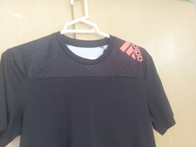 เสื้อยืด adidas  รูปที่ 4