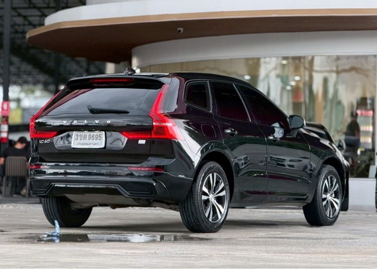 Volvo XC60 2022 2.0 Recharge Ultimate T8 4WD Utility-car ปลั๊กอินไฮบริด (PHEV) ไม่ติดแก๊ส เกียร์อัตโนมัติ ดำ รูปที่ 4