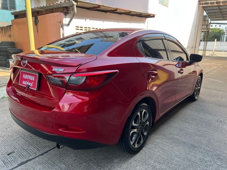 Mazda Mazda 2 2015 1.5 XD High Connect Sedan ดีเซล ไม่ติดแก๊ส เกียร์อัตโนมัติ แดง รูปที่ 4