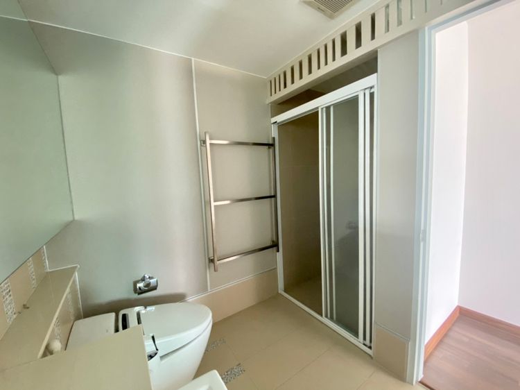 ไม่อนุญาต ตกแต่งครบ Condo for Sale – 2 Bedrooms, 2 Bathrooms at The Unique  Nimman 2 รูปที่ 3