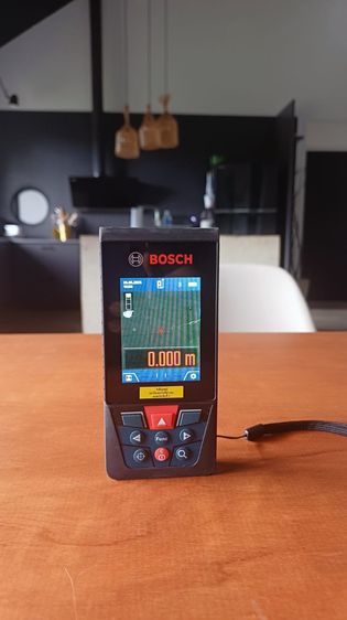 Bosch GLM 150 C Professional Laser Measure ใช้งานกลางแจ้งและแดดแรงได้ พร้อมรับของที่ปากช่อง รูปที่ 6