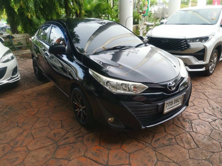 Toyota Yaris ATIV 2018 1.2 J Eco Sedan เบนซิน ไม่ติดแก๊ส เกียร์อัตโนมัติ ดำ