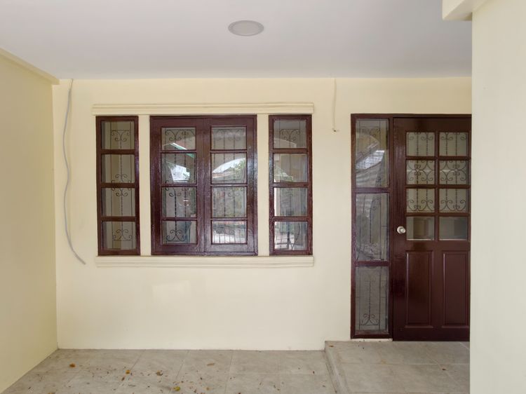 Land and Houses ไม่มี สร้างเสร็จก่อน 2010 ขายบ้านเทาน์เฮ้าส์ 2 ชั้น 3 ห้องนอน 2 ห้องน้ำ 17 ตารางวา หมู่บ้านประชาชื่น รูปที่ 3