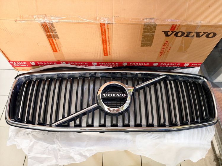 กระจังหน้า Volvo XC90 D5 Momentum ปี 2018 ของแท้ ถอดจากป้ายแดง สภาพกริ๊ป 