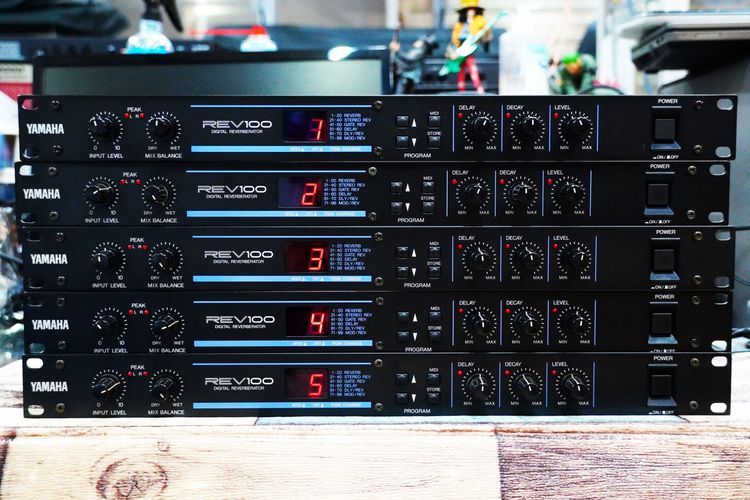 อื่นๆ เครื่องเสียงไฮไฟ แท้นำเข้าจากญี่ปุ่น YAMAHA REV100 ตัวละ 8500 ที่ร้านโทไคมิวสิค