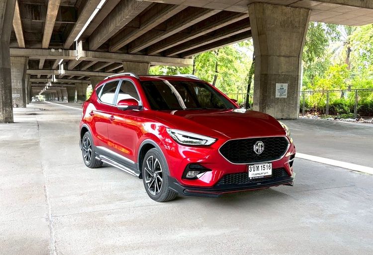 MG ZS 2022 1.5X+ Sunroof Utility-car เบนซิน ไม่ติดแก๊ส เกียร์อัตโนมัติ แดง รูปที่ 3