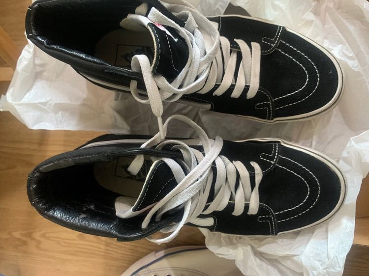 หลากสี ผ้า รองเท้าผ้าใบ UK 7 | EU 40 2/3 | US 7.5 อื่นๆ รองเท้า vans กับ converse