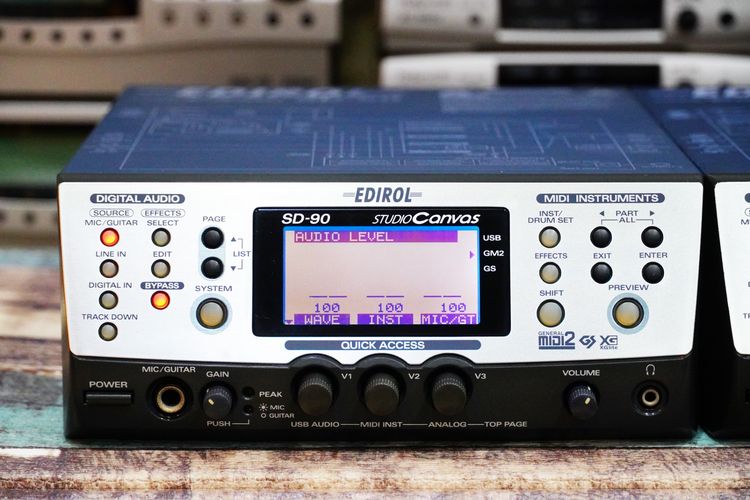 EDIROL SD-90 Studio Canvas (24บิต) รุ่นนี้ดีที่สุด ได้ทั้งWAVและMIDI เสียบไมค์มีเอฟเฟคร้องในตัว เล่นคาราโอเกะ Extreme รุ่นใหญ่ เล่นมิดี้ EMK รูปที่ 3