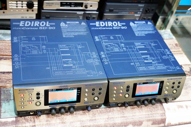EDIROL SD-90 Studio Canvas (24บิต) รุ่นนี้ดีที่สุด ได้ทั้งWAVและMIDI เสียบไมค์มีเอฟเฟคร้องในตัว เล่นคาราโอเกะ Extreme รุ่นใหญ่ เล่นมิดี้ EMK รูปที่ 4