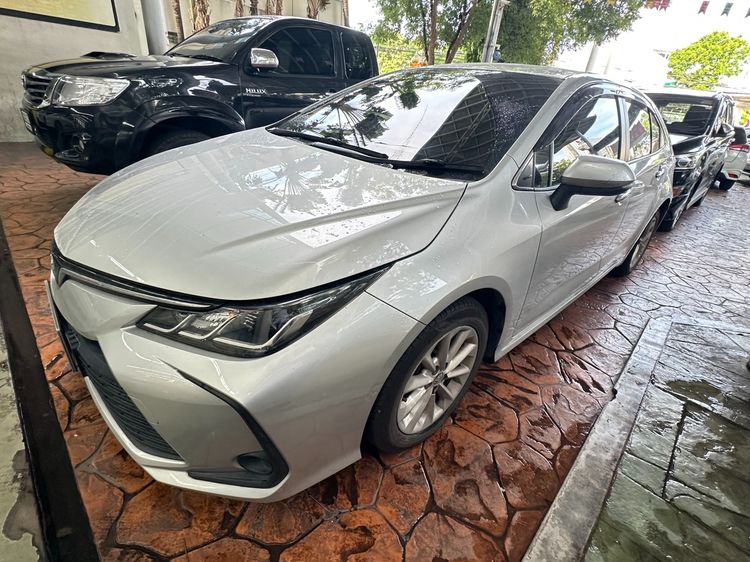 Toyota Altis 2019 1.6 G Sedan เบนซิน ไม่ติดแก๊ส เกียร์อัตโนมัติ เทา รูปที่ 2