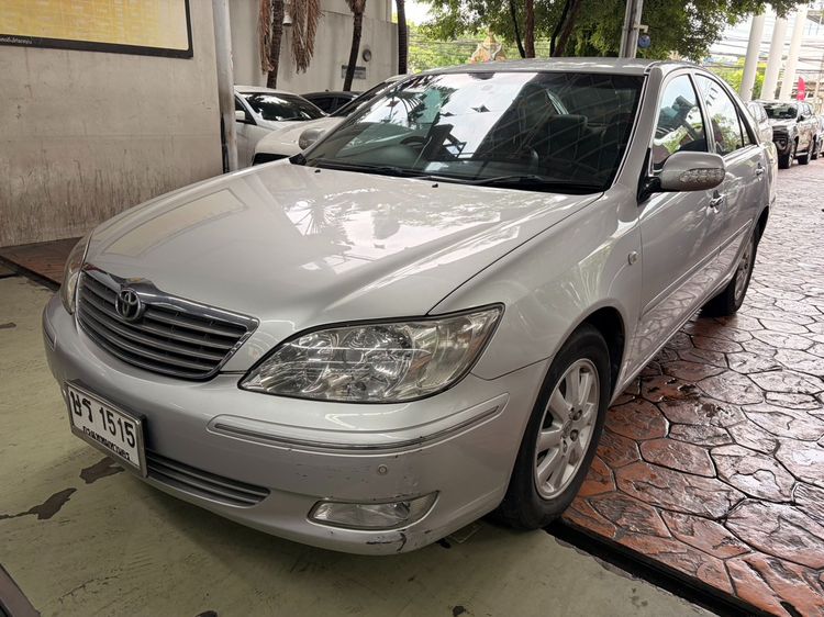 รถ Toyota Camry 2.4 Q สี บรอนซ์เงิน