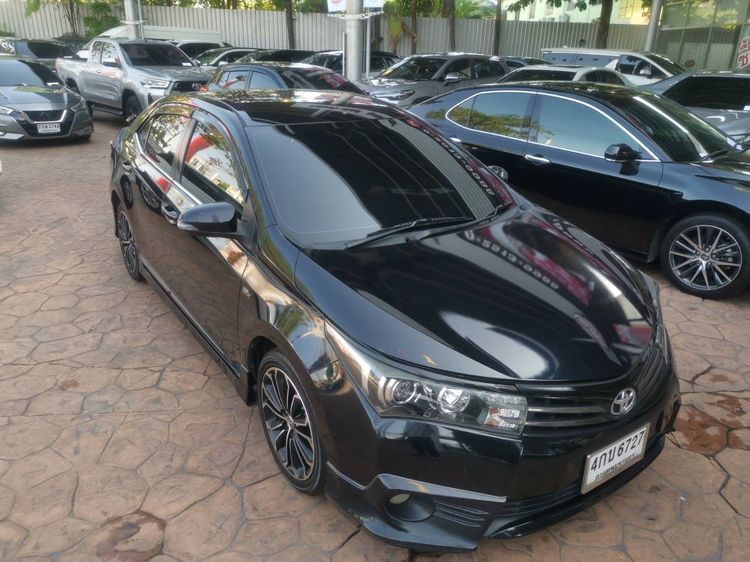 Toyota Altis 2015 1.8 Esport Sedan เบนซิน ไม่ติดแก๊ส เกียร์อัตโนมัติ ดำ รูปที่ 2