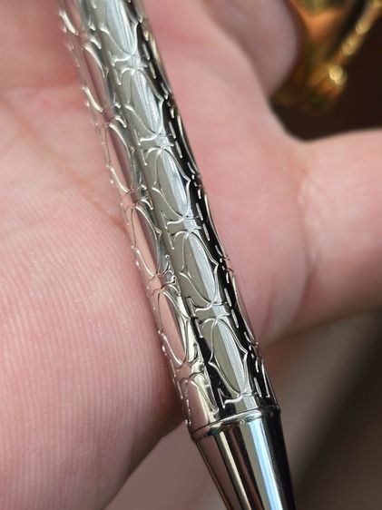 ปากกา Cartier ด้านแกะลายโลโก้ Cartier ด้ามเงิน ระบบหมุน รูปที่ 5