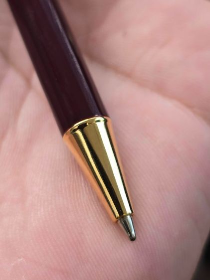 ปากกา Cartier ด้านแกะลายโลโก้ Cartier ด้ามแดง รูปที่ 11