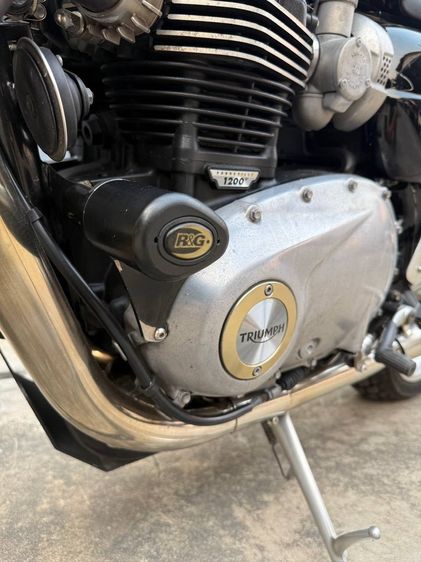 Triumph ThruxtonR 1200 รูปที่ 12