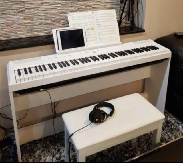 เปียโนไฟฟ้า  Yamaha P-115