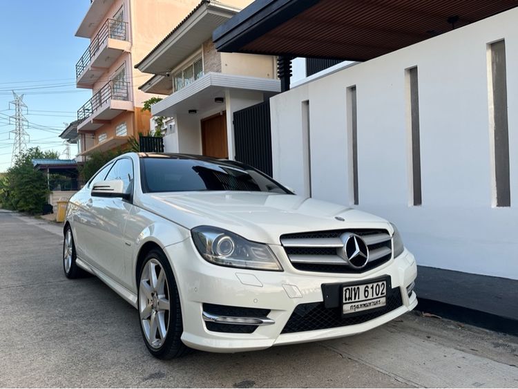Mercedes-Benz C-Class 2012 C180 Sedan เบนซิน ไม่ติดแก๊ส เกียร์อัตโนมัติ ขาว