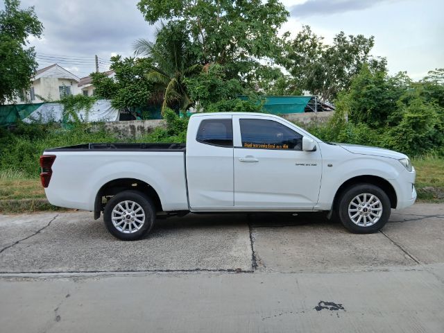 Isuzu D-MAX 2020 1.9 S Pickup ดีเซล ไม่ติดแก๊ส เกียร์ธรรมดา ขาว รูปที่ 4