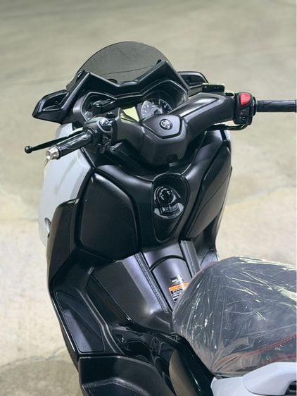 xmax300 รูปที่ 12