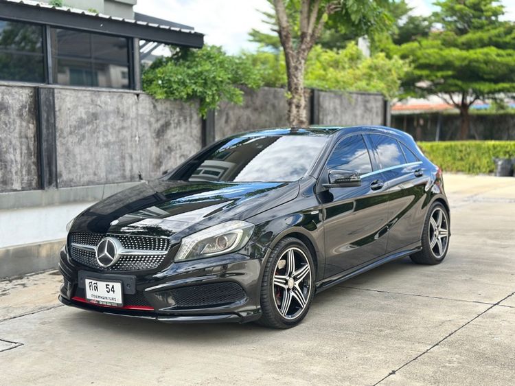 รถ Mercedes-Benz A-Class A250 สี ดำ