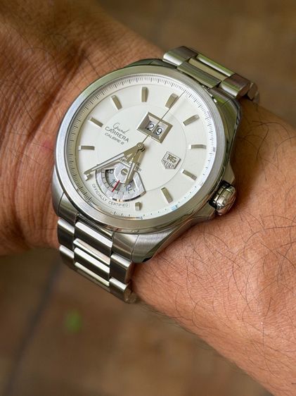 AG Heuer Grand Carrera Automatic Caliber 8 RS GMT Grande Date White Dial 43 mm WAV5112.BA0901  รูปที่ 16
