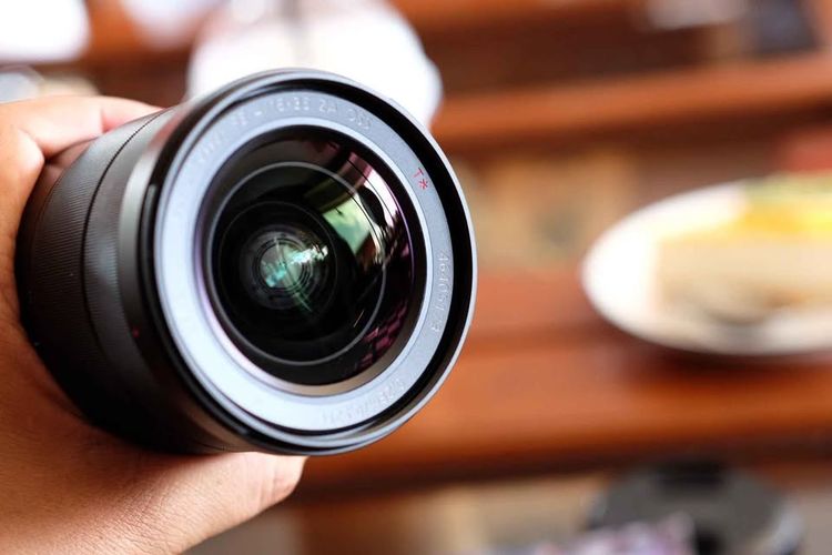 เลนส์ sony fe 16- 35mm f4 oss zeiss  สภาพดี ไม่รา ไม่ฝ้า มีฝุ่นทั่วไป รูปที่ 6