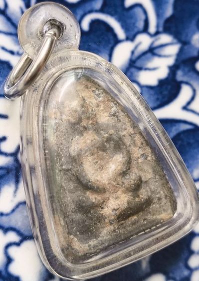 พระหล่อโบราญพิมพ์เตารีดหลวงปู่ทวดวัดช้างไห้ค่ะ รูปที่ 4