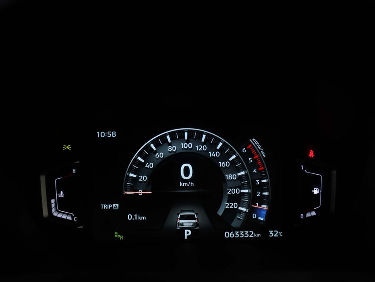 Mitsubishi Pajero Sport 2022 2.4 GT Premium Elite Edition 2WD Utility-car ดีเซล ไม่ติดแก๊ส เกียร์อัตโนมัติ ขาว รูปที่ 3