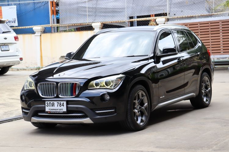 BMW X1 2014 2.0 sDrive18i xLine Utility-car เบนซิน เกียร์อัตโนมัติ ดำ