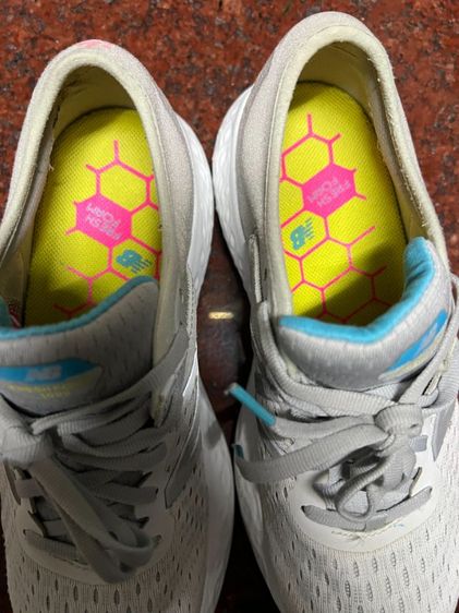 ขายถูก New Balance 1080 size 40/255cm ของแท้ 100%  สภาพสวย รูปที่ 9
