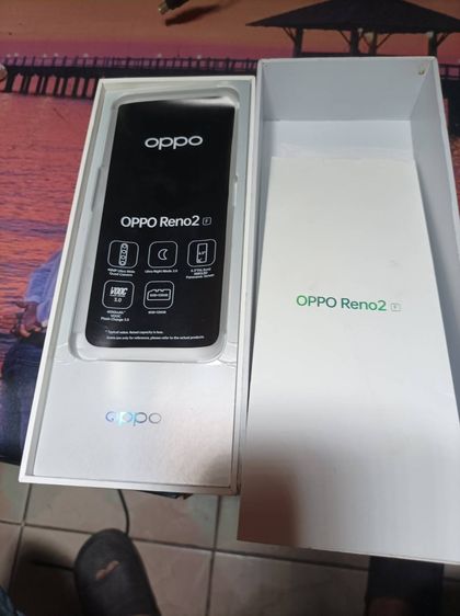 ยกกล่องเครื่องศูนย์ oppo reno2f  จอไร้ขอบ AMOLED ขนาด 6.5 นิ้ว จอสวย แบตดี กล่องชัด ขาย 1750 บาท (โหลดแอปธนาคารได้หมดอ่านรายละเอียดข้างล่าง)
