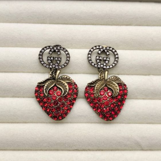 จิวเวอรี่ 🔖ต่างหู Gucci สตรอเบอร์รี่ ฝังคริสตัลสีแดง ของจริงสวยมาก งานจากญี่ปุ่น
