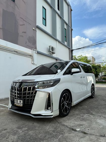 รถ Toyota Alphard 2.5 S C-Package สี ขาว