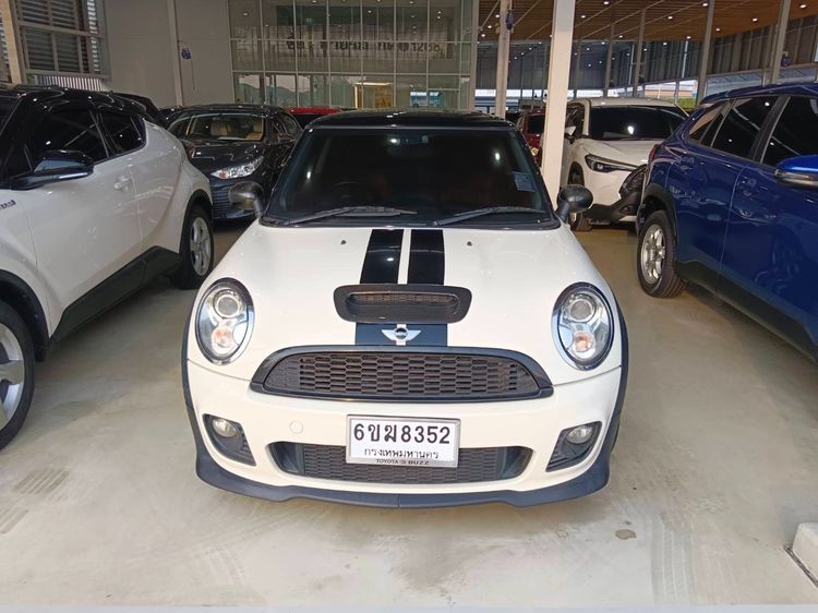 Mini COOPER 3 DOOR HATCH 2009 1.5 S Sedan เบนซิน ไม่ติดแก๊ส เกียร์อัตโนมัติ ขาว รูปที่ 3