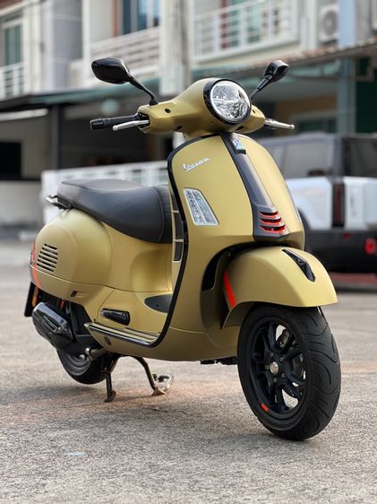 Vespa GTS150iget keyless 1300กิโลเมตรแท้ รูปที่ 2